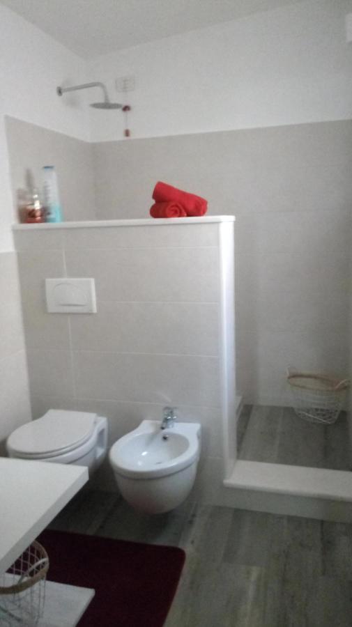 La Petronilla Apartment Кастелсардо Екстериор снимка